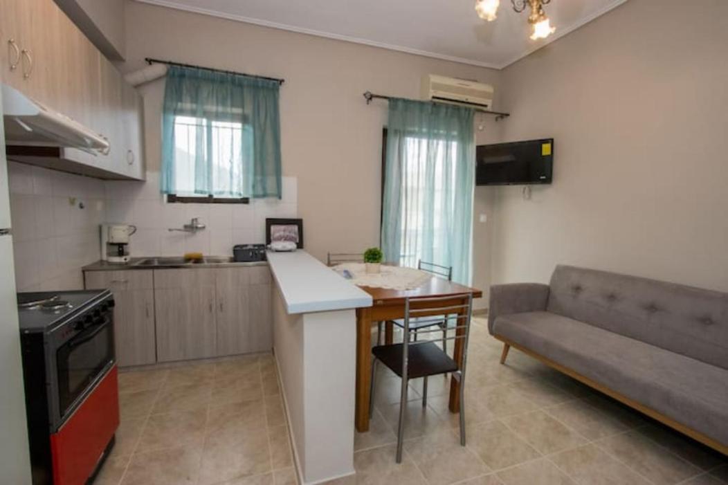 Vasileiou Apartments Kamena Vourla Exterior foto